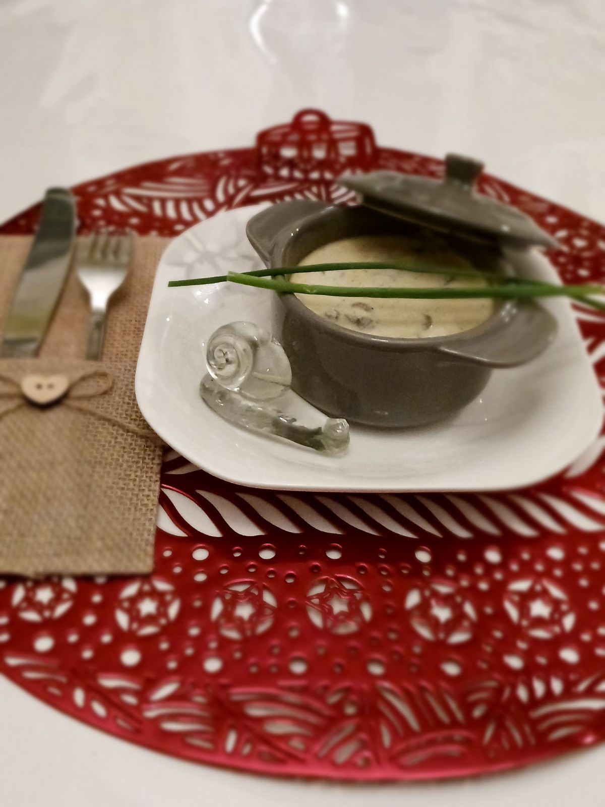 Cassolette d'escargot à la crème et Girolles (ou trompettes ou Girolles grises)