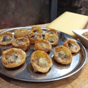 12 CRoquilles Comté AOP et moutarde à l'ancienne